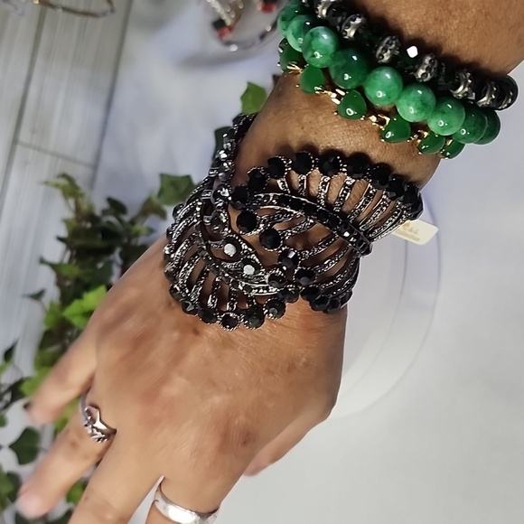 Statement Gunmetal with Crystals Wrap Feather Clamper Hinge Bracelet - Picture 7 of 10